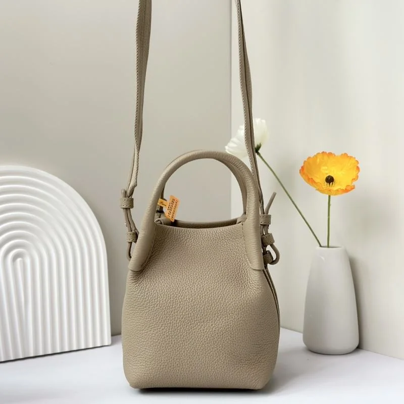 Loro Piana Bucket Bags Comfortable 49391