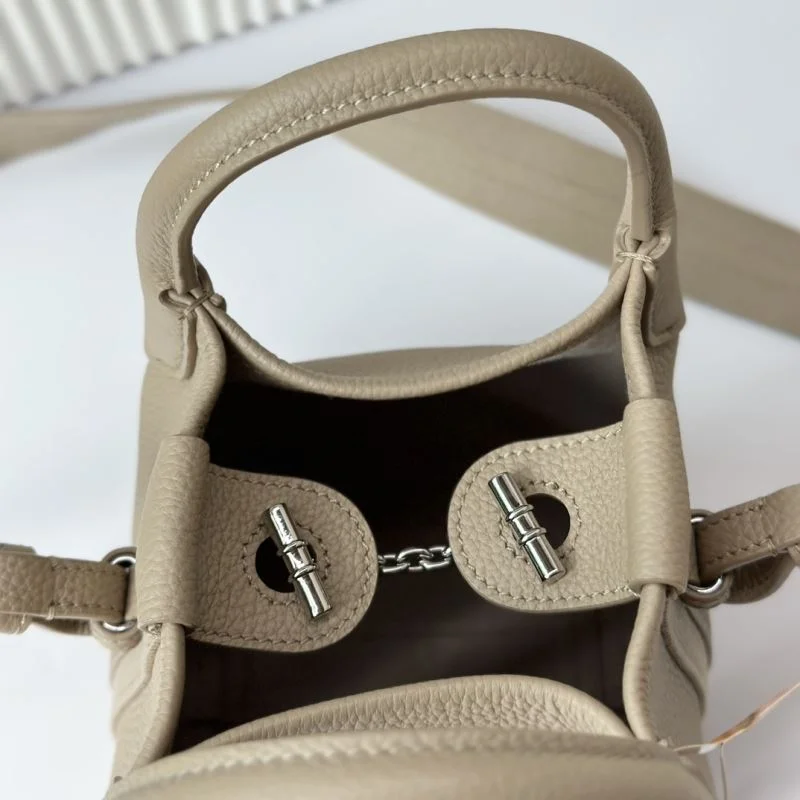 Loro Piana Bucket Bags Comfortable 49391