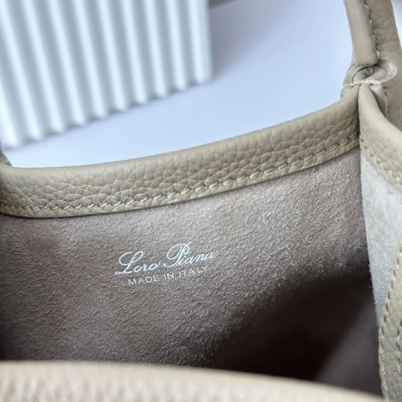 Loro Piana Bucket Bags Comfortable 49391