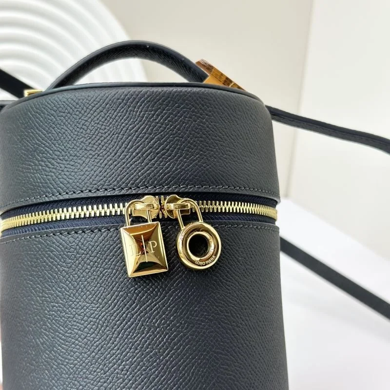 QuickDry Loro Piana Bucket Bags 44484