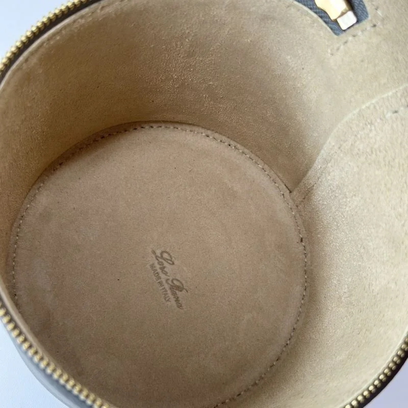 Packable Loro Piana Bucket Bags 44481
