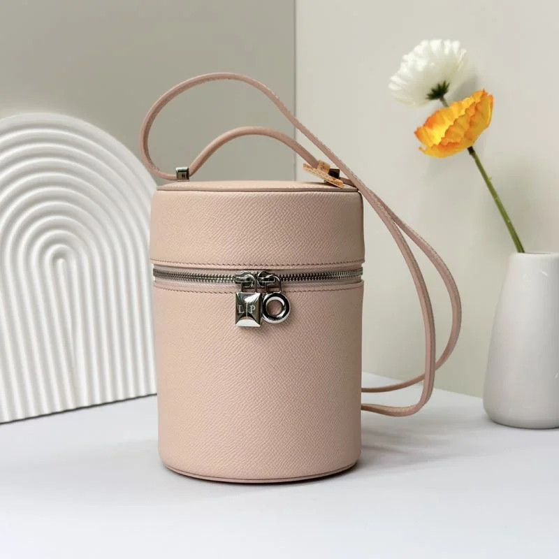 Lightweight Loro Piana Bucket Bags 44479