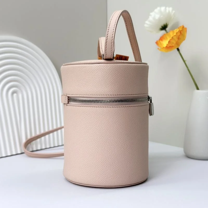 Lightweight Loro Piana Bucket Bags 44479