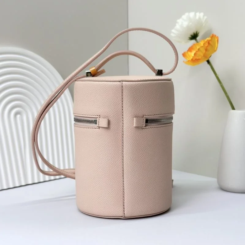 Lightweight Loro Piana Bucket Bags 44479