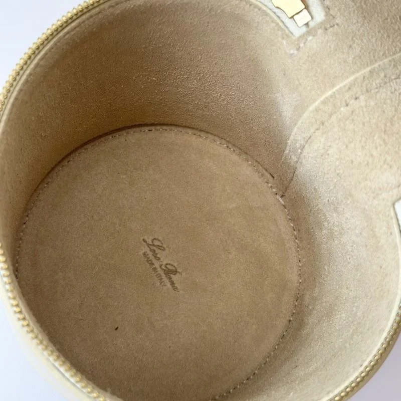Compact Loro Piana Bucket Bags 44475