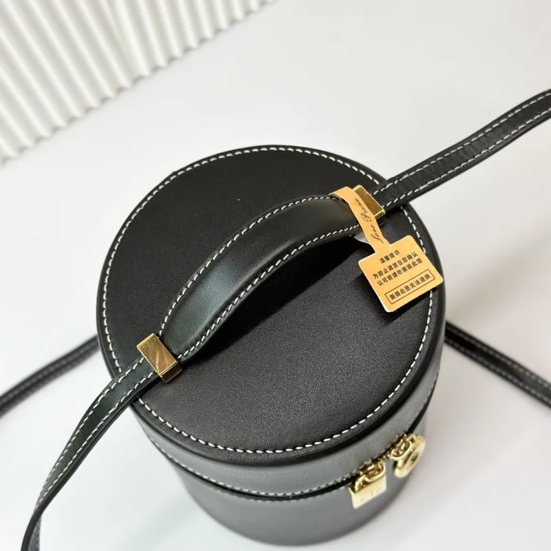 Loro Piana Bucket Bags Chic 44464