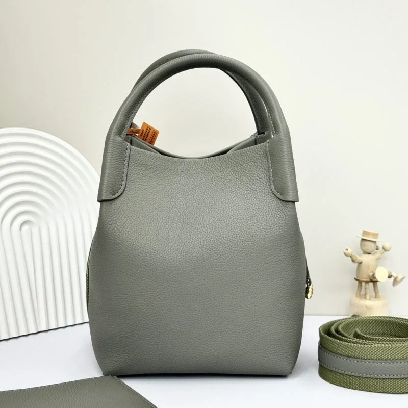 Timeless Loro Piana Bucket Bags 44366