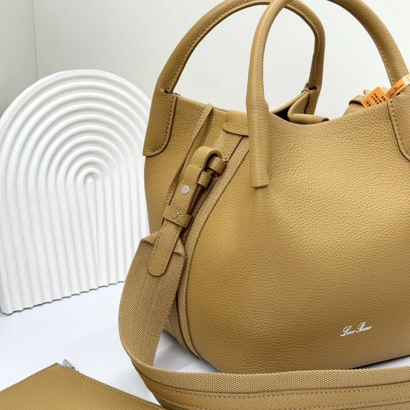 Minimalist Loro Piana Bucket Bags 44363