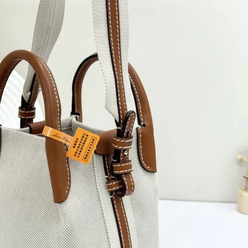 Loro Piana Bucket Bags Comfortable 44351