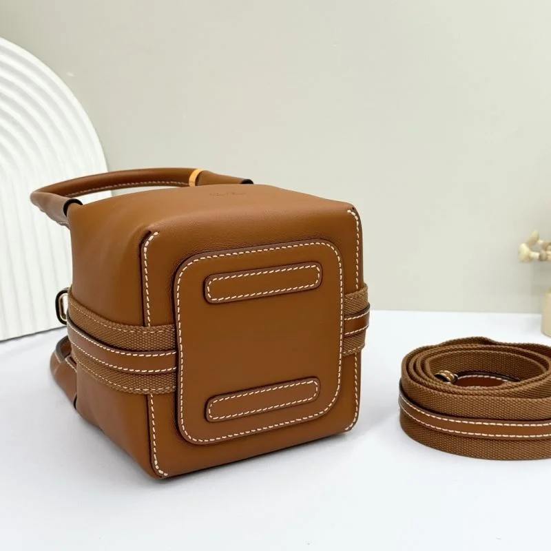 ComfortFit Loro Piana Bucket Bags 44381