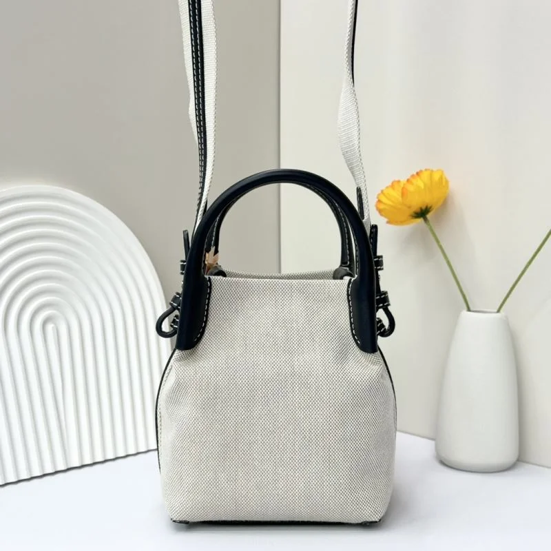 Loro Piana Bucket Bags Classic 44378