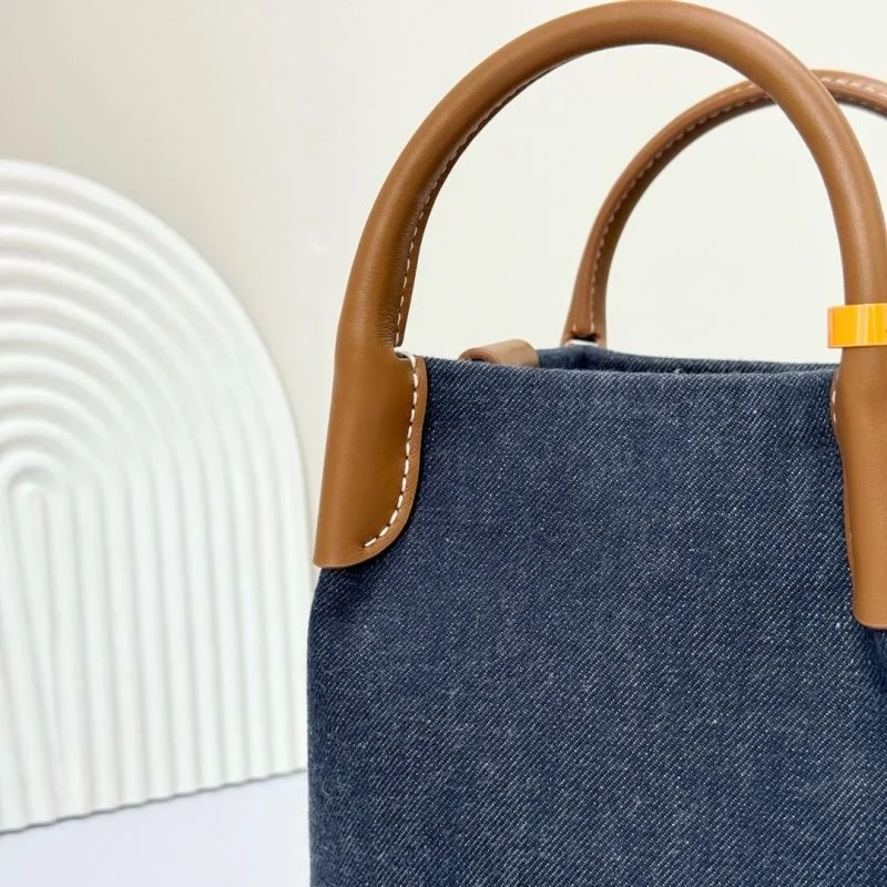 TechFriendly Loro Piana Bucket Bags 44338