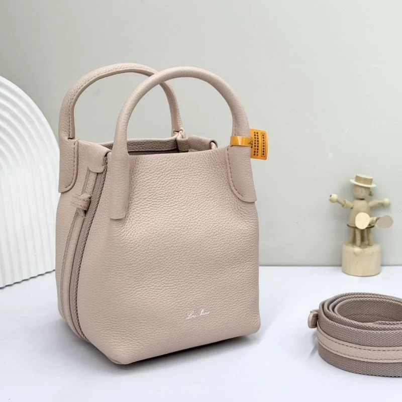 Effortless Loro Piana Bucket Bags 44334