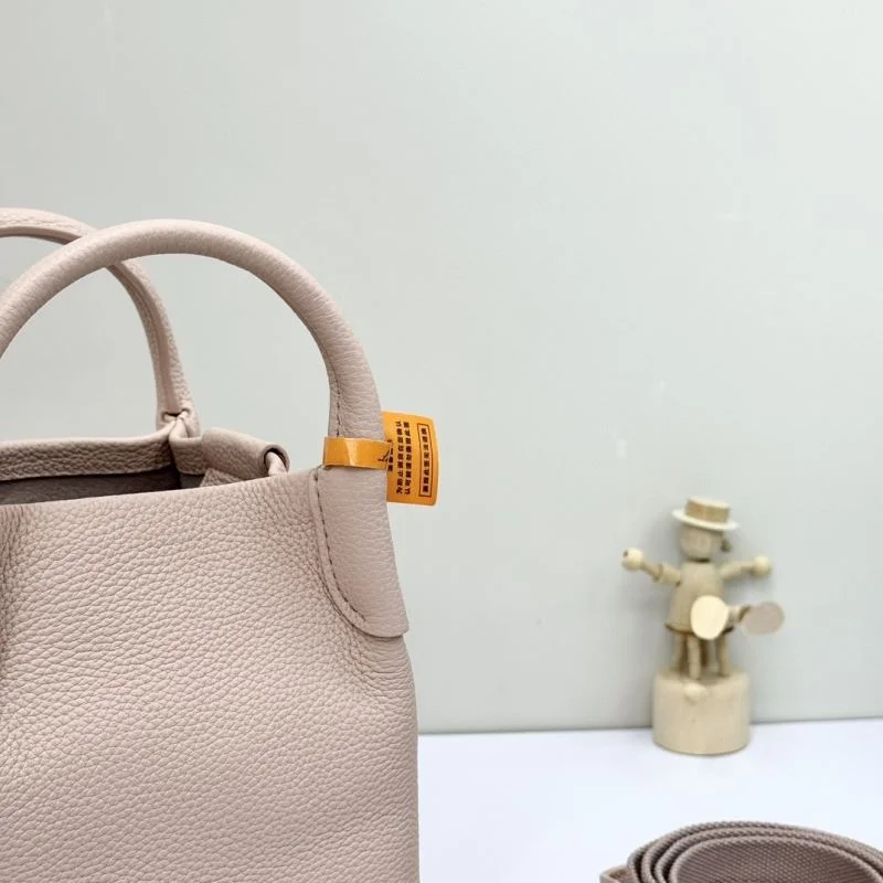 Effortless Loro Piana Bucket Bags 44334