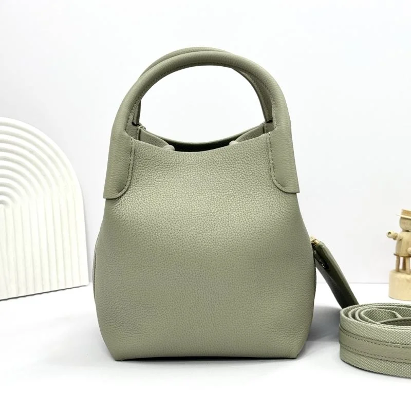 Loro Piana Bucket Bags Stretchable 44384