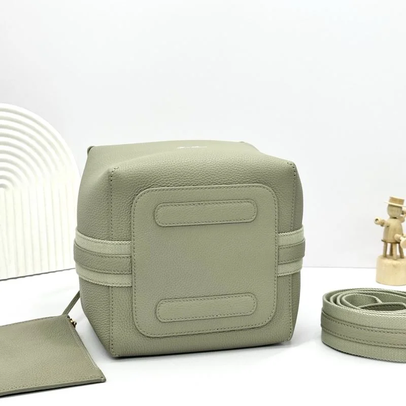 Loro Piana Bucket Bags Stretchable 44384