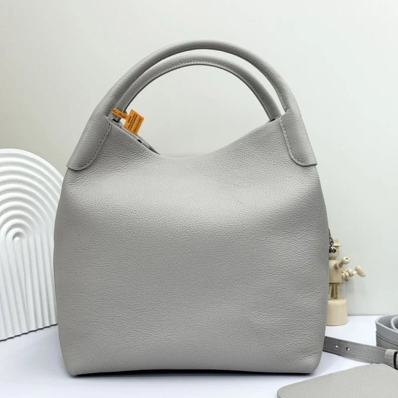 FashionForward Loro Piana Bucket Bags 44328