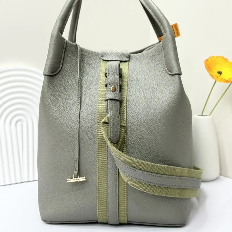 Sleek Loro Piana Bucket Bags 44326