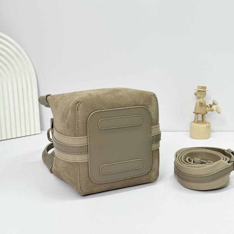 Loro Piana Bucket Bags Durable 44346