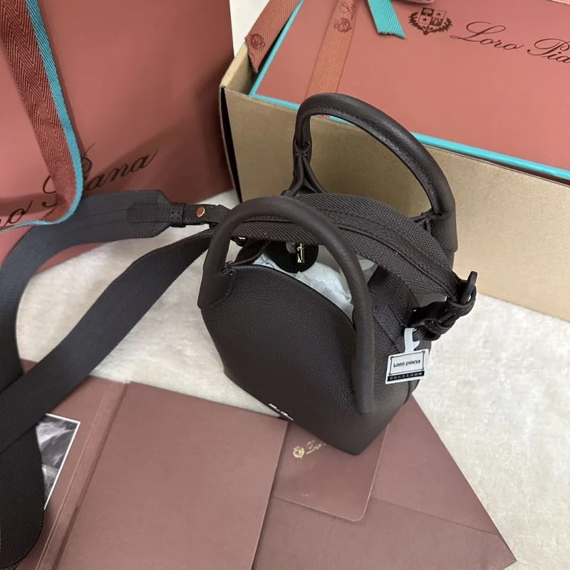 Loro Piana Bucket Bags SmoothTexture 44106