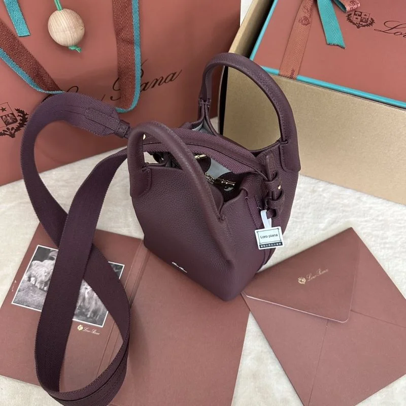 Practical Loro Piana Bucket Bags 44041