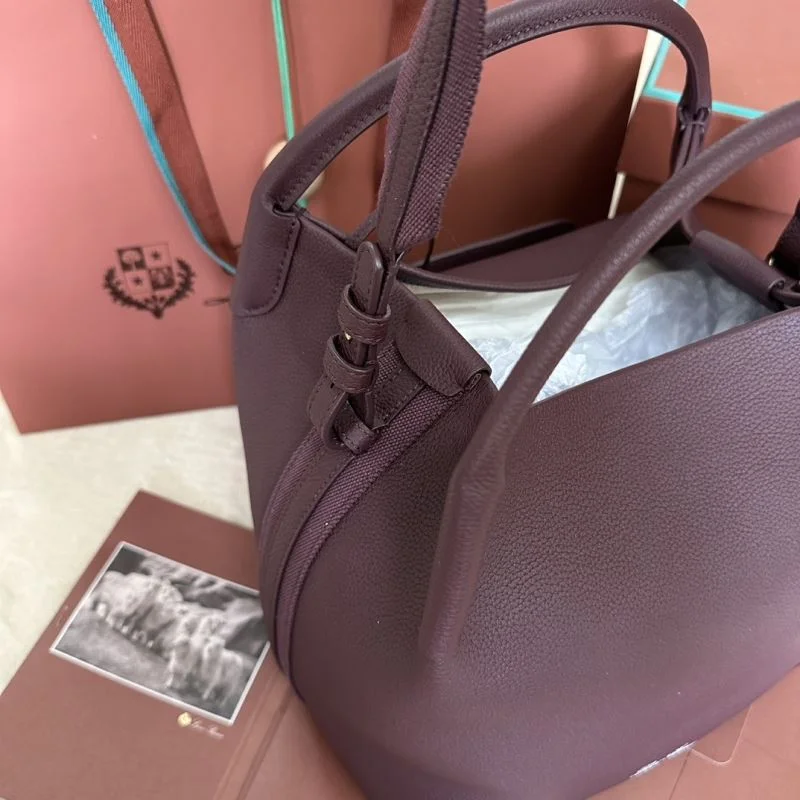 Casual Loro Piana Bucket Bags 44077
