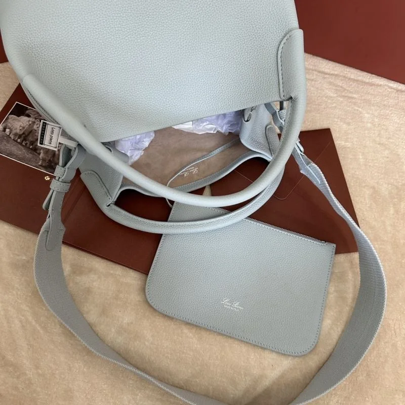 Loro Piana Bucket Bags Snug 44084
