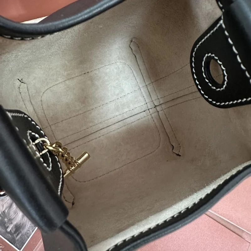 Loro Piana Bucket Bags Sleek 44034