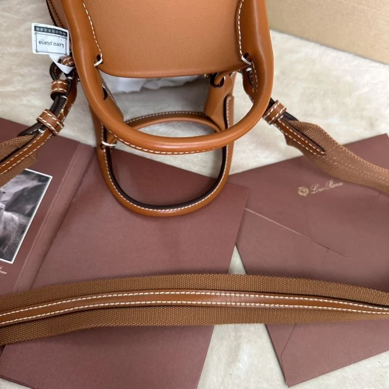 Breathable Loro Piana Bucket Bags 44028