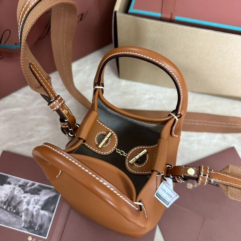 Breathable Loro Piana Bucket Bags 44028