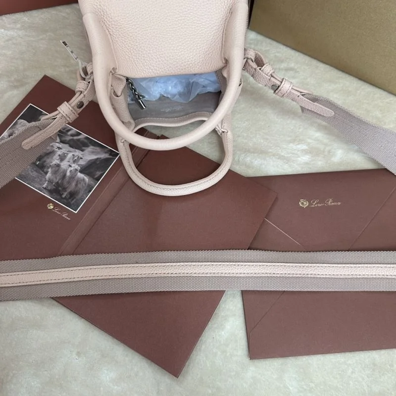 Loro Piana Bucket Bags Snug 44022
