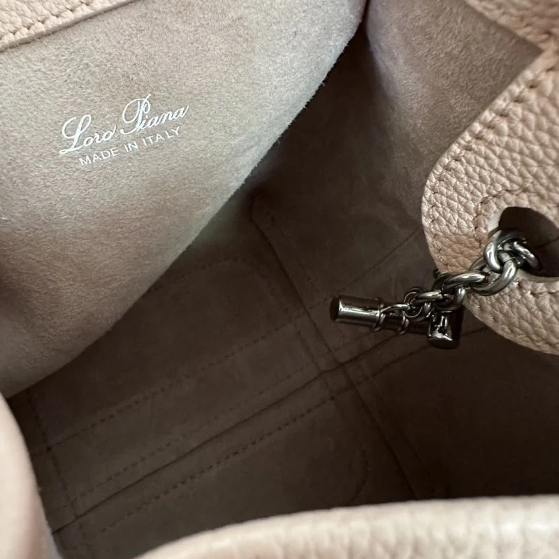 Loro Piana Bucket Bags Snug 44022