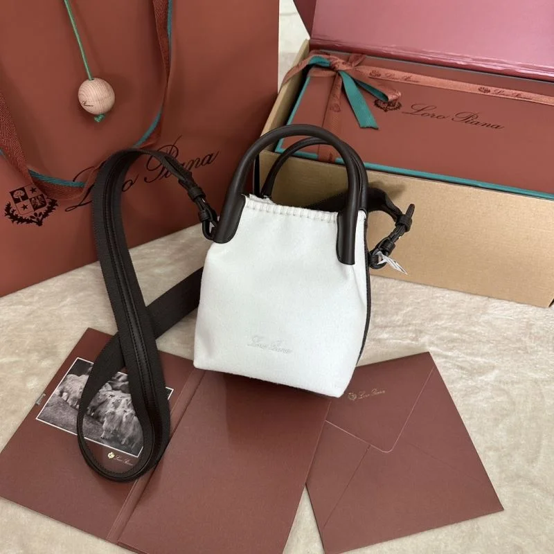 Loro Piana Bucket Bags Classic 44024