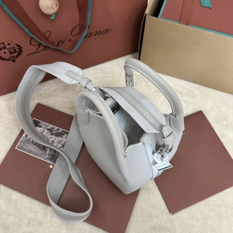 Supportive Loro Piana Bucket Bags 44018