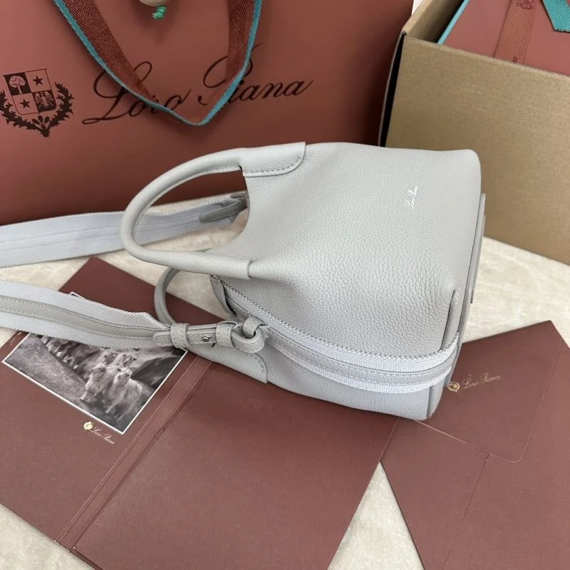 Supportive Loro Piana Bucket Bags 44018