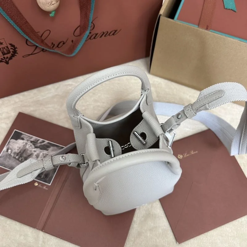 Supportive Loro Piana Bucket Bags 44018