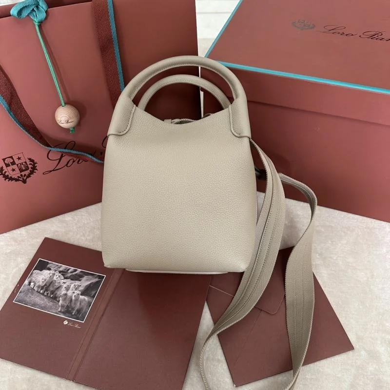 Loro Piana Bucket Bags UrbanStyle 44011