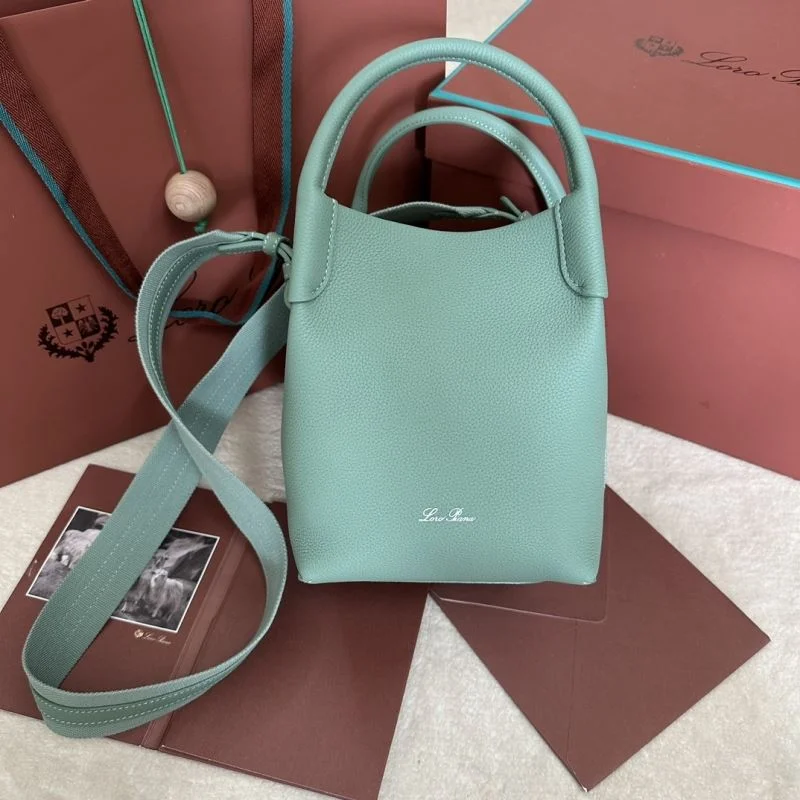 FlexibleFit Loro Piana Bucket Bags 44006