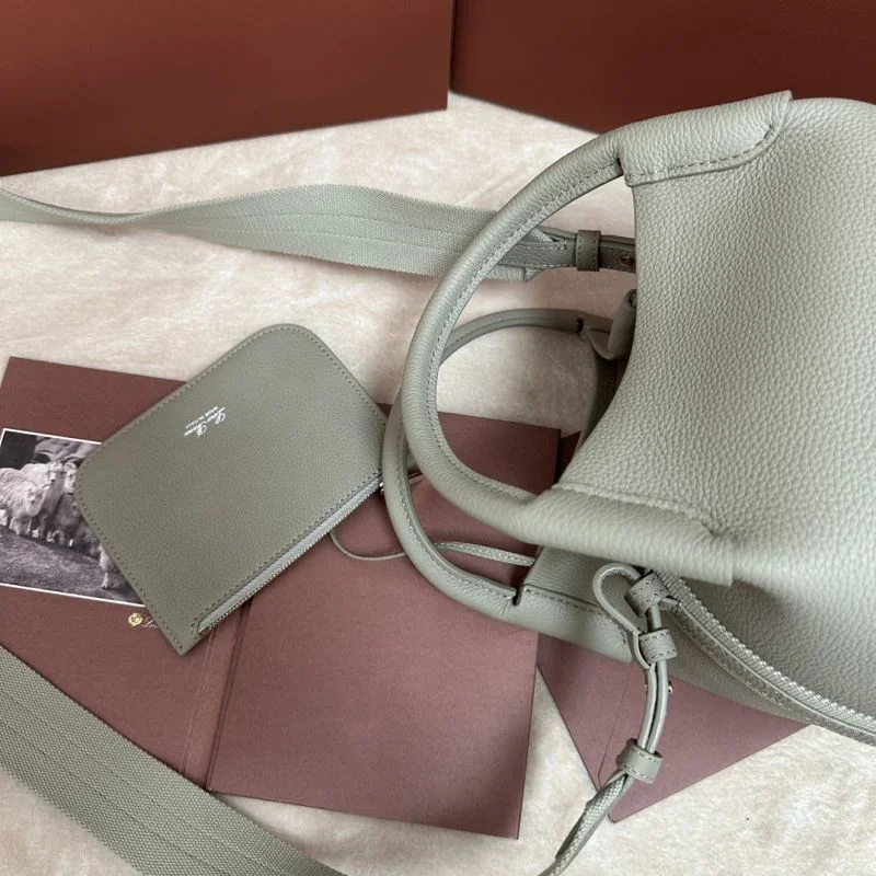 TechFriendly Loro Piana Bucket Bags 43650