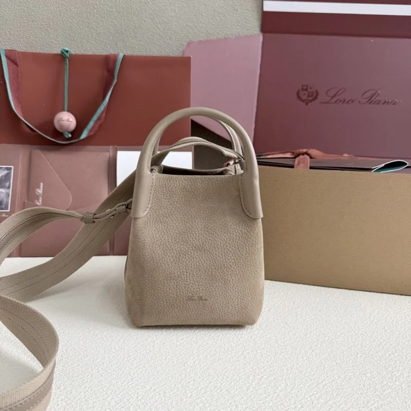 Trendsetting Loro Piana Bucket Bags 43655
