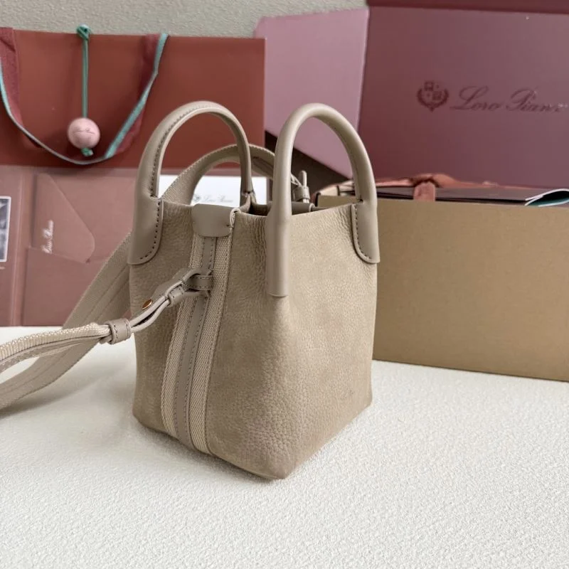 Trendsetting Loro Piana Bucket Bags 43655