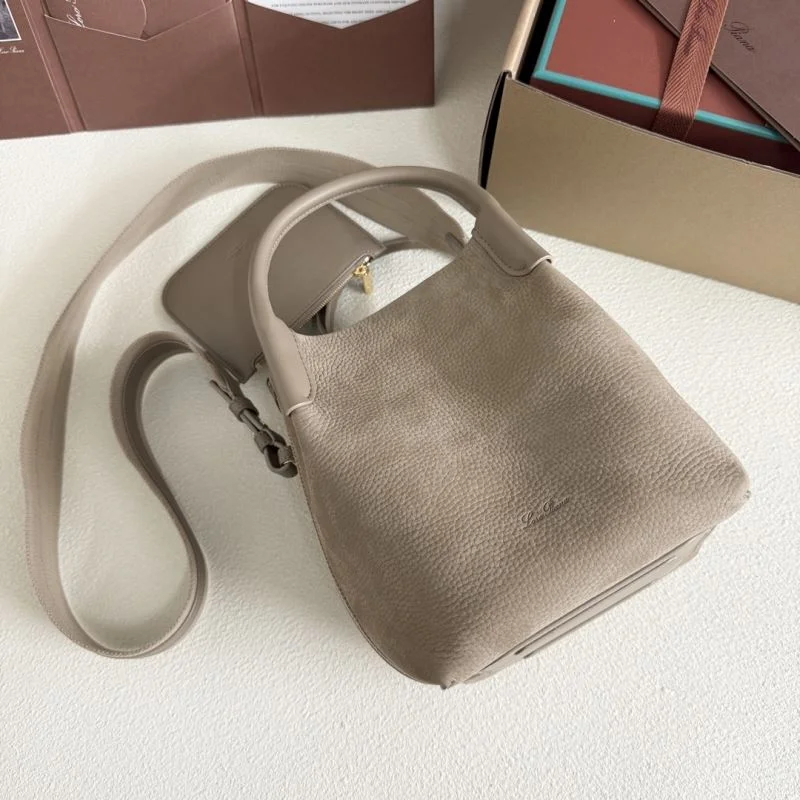 Lightweight Loro Piana Bucket Bags 43653