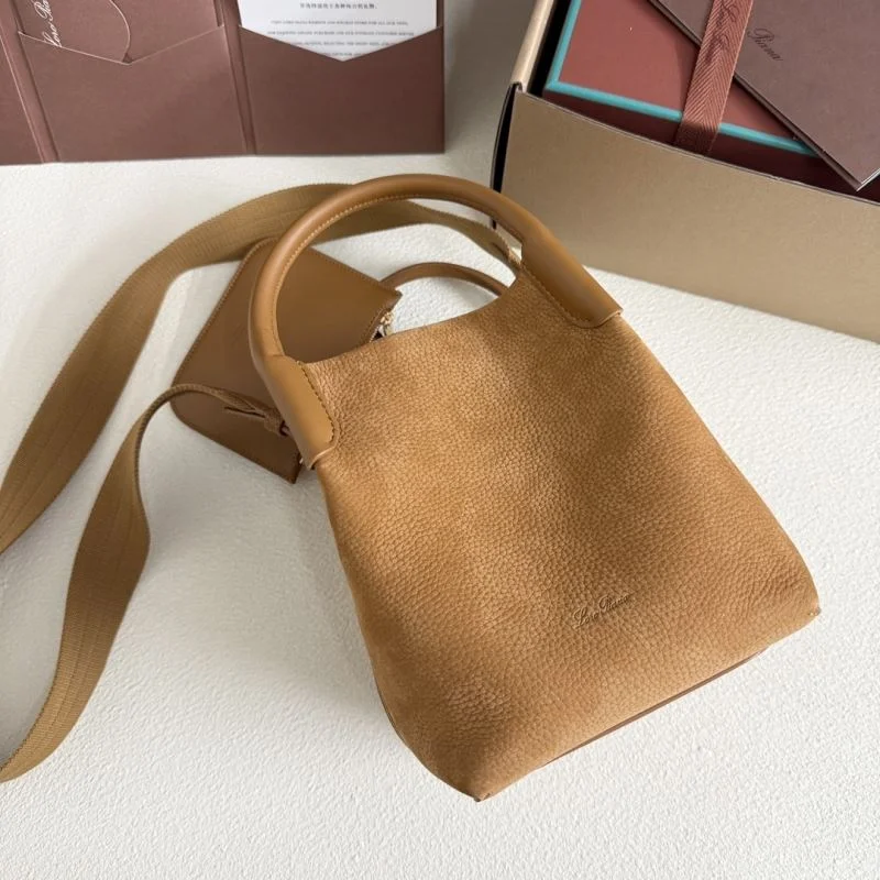 Loro Piana Bucket Bags Lightweight 43645