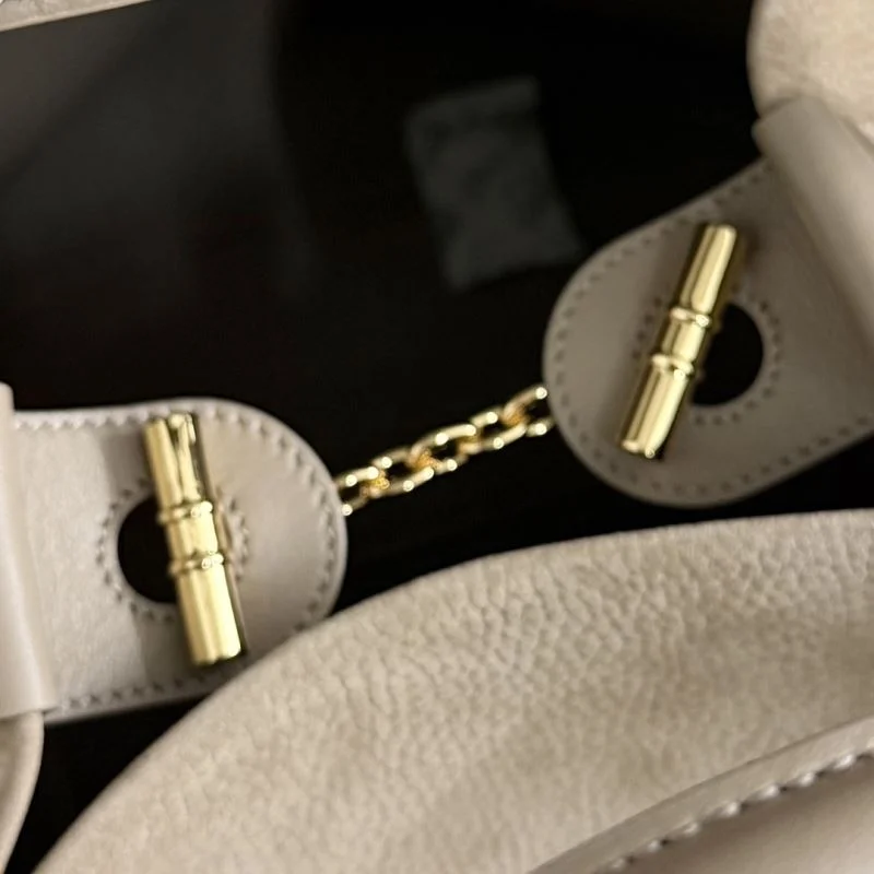 Loro Piana Bucket Bags Reliable 43694