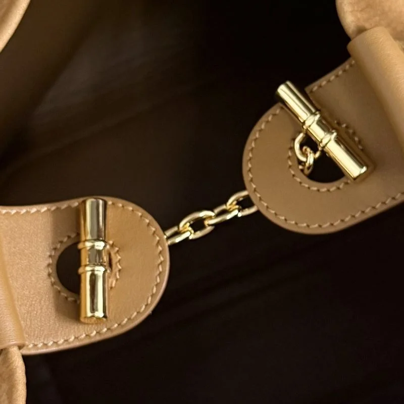 AllSeason Loro Piana Bucket Bags 43641