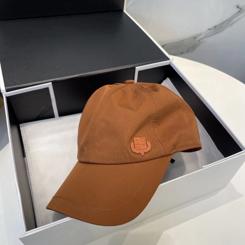 Loro Piana Caps Sophisticated 258409