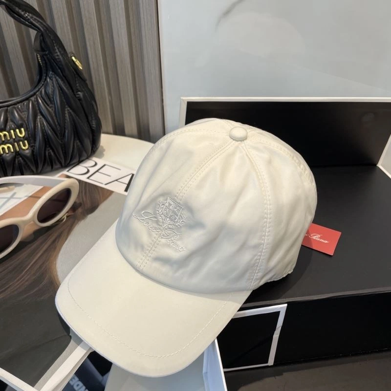 Loro Piana Caps HighQuality 258330