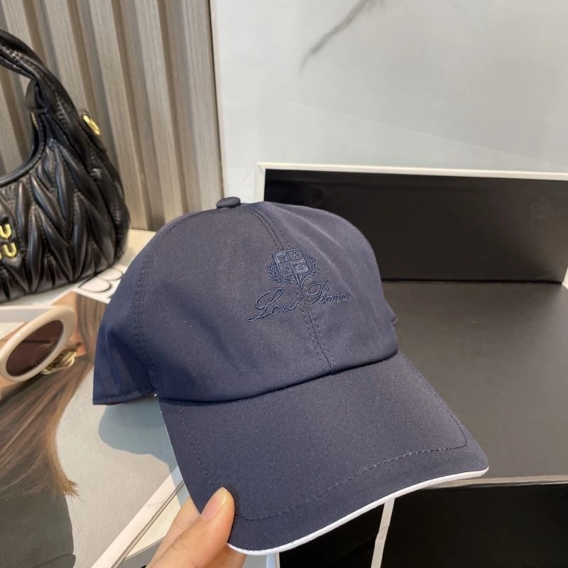 Loro Piana Caps Lightweight 258326