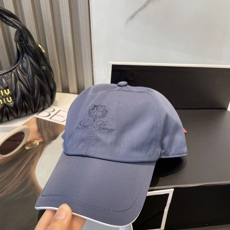 Loro Piana Caps StreetReady 258324