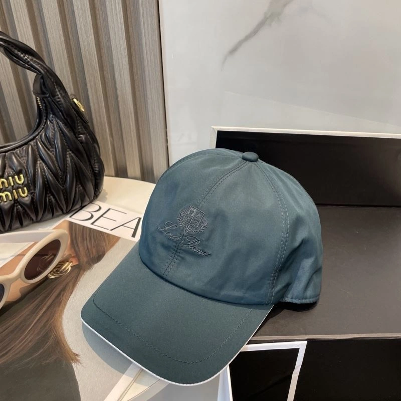 Loro Piana Caps Versatile 258323
